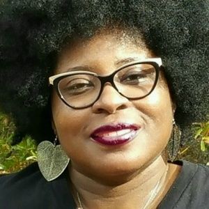 Meet your Posher, Carolyn